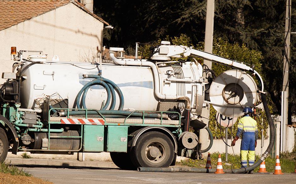 prix intervention débouchage canalisation Jouy-en-Josas
